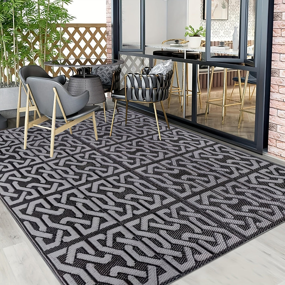 Reversible Black & Grey Outdoor Rug